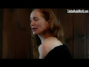 Lotte Verbeek in Outlander (series) (2014) 4