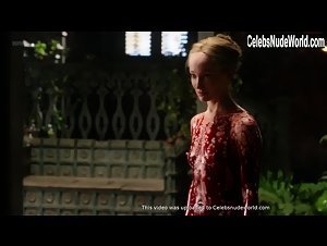 Lotte Verbeek Gore , boobs in Outlander (series) (2014) 4