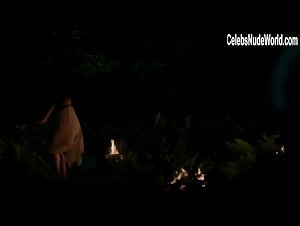 Lotte Verbeek Nipple , Costume in Outlander (series) (2014) 1