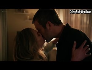 Megan Stevenson Kissing , Couple in Get Shorty (series) (2017) 11