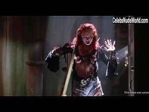 Melinda Clarke in Return of the Living Dead 3 (1993) 16