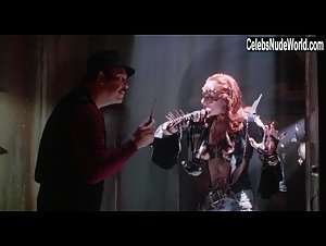 Melinda Clarke in Return of the Living Dead 3 (1993) 17