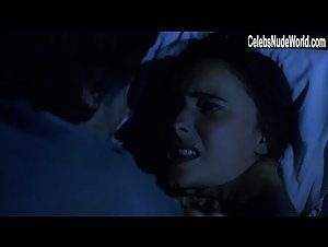 Ana Torrent sex scene in Vacas (1992) 17