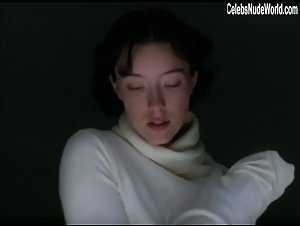 Molly Parker nude, boobs scene in Kissed (1996) 4