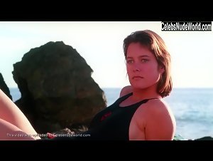 Carey Lowell in Dangerously Close (1986) 20