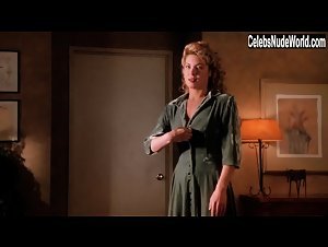 Annabella Sciorra in Whispers in the Dark (1992) 3
