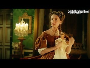 Anna Brewster Explicit , Blonde in Versailles (series) (2015) 3