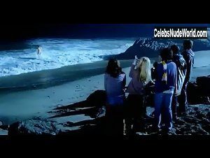 Gabrielle Richens Flashing boobs , Beach in Hack! (2007) 17