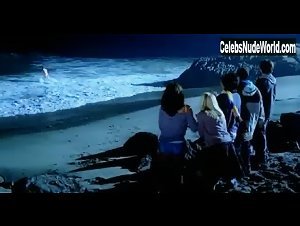Gabrielle Richens Flashing boobs , Beach in Hack! (2007) 18