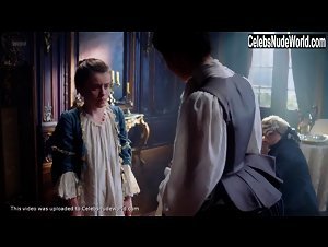 Claire Sermonne in Outlander (series) (2014) 10