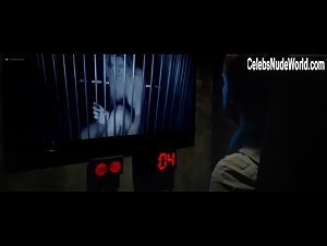 Elisabeth Hower in Escape Room (2017) 5