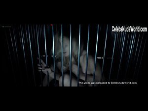 Elisabeth Hower in Escape Room (2017) 7