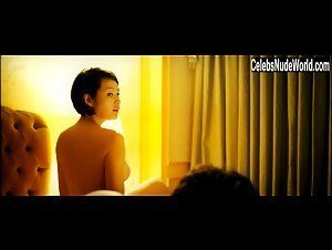 Kim Hye-Soo nude, side boobs scene in Tajja (2006) 9