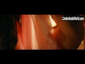 Juno Temple nude, boobs scene in Horns (2013) 11