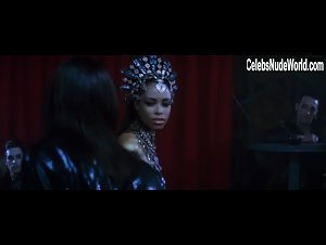 Aaliyah Sexy Dress , Fetish In Queen of the Damned (2002) 1