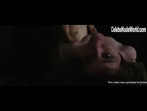 Abigail Parr boobs , Lesbian scene in Wretch (2018) 13
