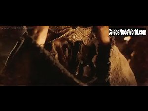 Aysun Aptulova in Conan the Barbarian (2011) 13