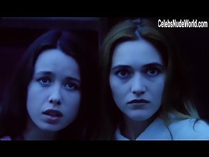 Alexandra Pic in Les deux orphelines vampires (1997) 1
