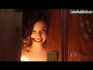 Alice Wegmann in Ligacoes Perigosas (series) (2016) 2