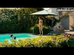 Alicia Endemann in Ma famille t'adore deja (2016) 1