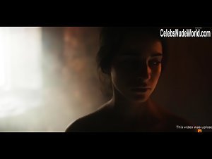 Aroa Rodriguez in La peste (series) (2018) 11
