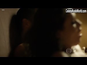 Fernanda Nizatto in O Cacador S01e07 (series) (2014) 13