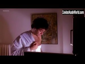 Daniela Poggi in Quando la coppia scoppia (1982) 6