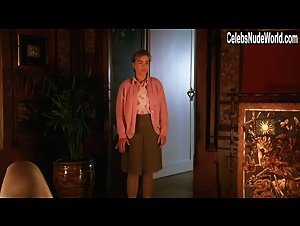Carola Stagnaro in Una spina nel cuore (1986) 13