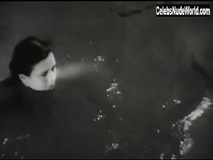 Hedy Lamarr nude , boobs scene in Ekstase (1933) 5
