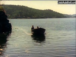 Hennika Skjonberg in Mareritt ved midtsommer (1979) 11