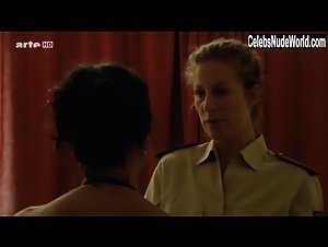 Ioana Iacob in Im Angesicht des Verbrechens (series) (2010) 8