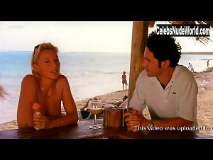 Isabelle Alexis in Les gens en maillot de bain ne sont pas (forcement) superficiels (2001) 13