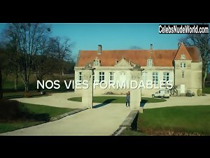 Jade Labeste in Nos vies formidables (2019) 1