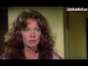 Jaime Lyn Bauer in Centerfold Girls (1974) 19