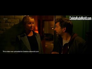 Julie Ferrier in J'ai perdu Albert (2018) 12