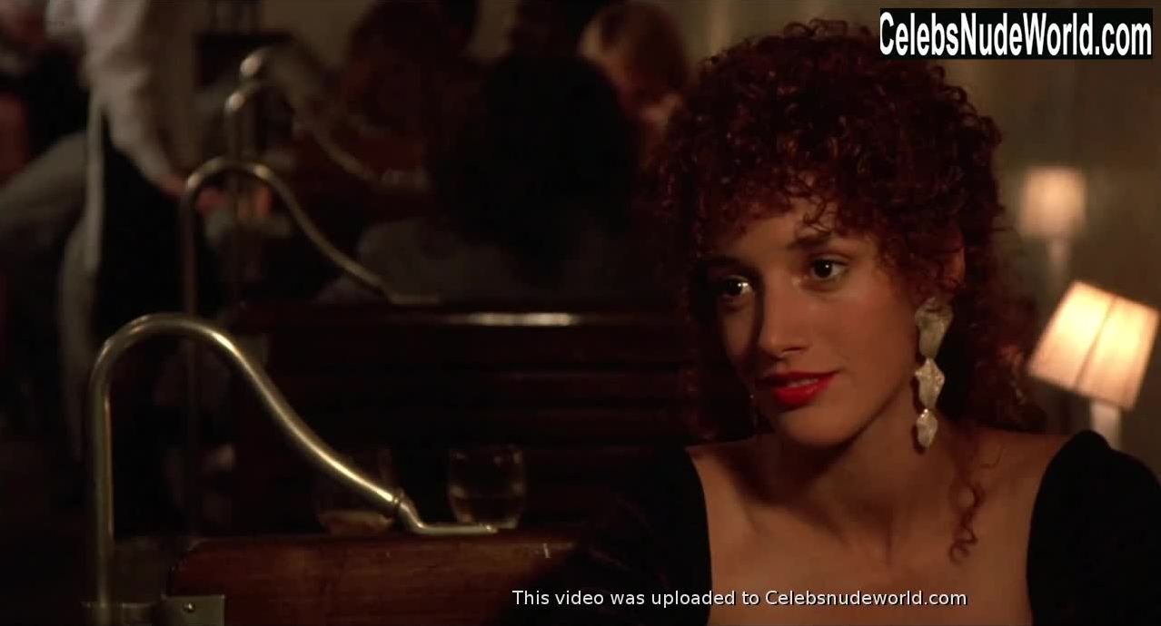 Kasi Lemmons in Vampire's Kiss (1988) Sex Scene - CelebsNudeWorld.com