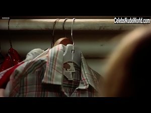 Marciee Drake in Toolbox Murders (1978) 10