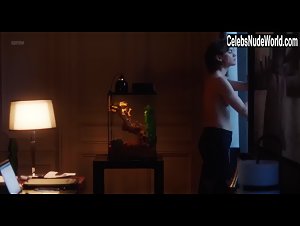 Marie-Sophie Ferdane in Je ne suis pas un homme facile (2018) 8