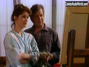 Marika Lindstrom in Losa forbindelser (series) (1985) 17