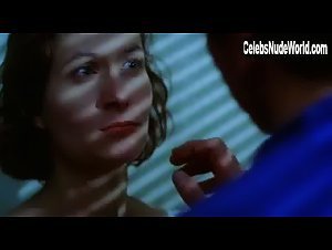 Monica Dionne in Sexo, pudor y lagrimas (1999) 7