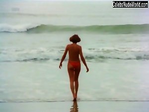 Meiry Vieira in A Ilha dos Prazeres Proibidos (1979) 9