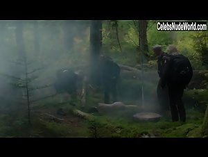 Nae Yuki in Twin Peaks (series) (2017) 4