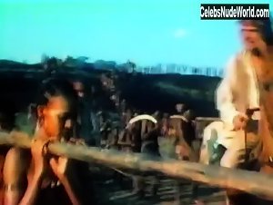 Octavia Thengeni in Slavers (1978) 10