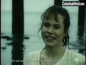Olivia Brunaux in Serie noire (series) (1985) 12