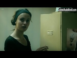 Radina Kardjilova in Tilt (2011) 11