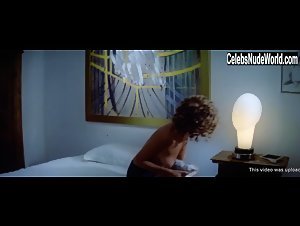 Renee Langer nude , boobs scene in Che (1972) 2