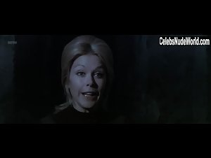 Teresa Gimpera in La notte dei diavoli (1972) 10
