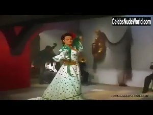 Sara Montiel cleavage scene in mujer perdida (1966) 4