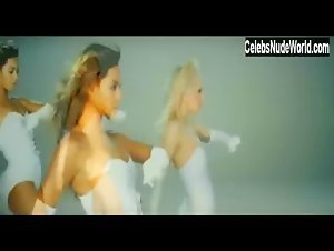 Beyoncé Knowles, Lady Gaga Sexy scene in Video Phone (2009) 3