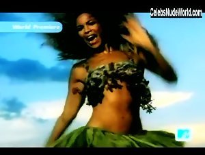 Beyoncé Knowles Sexy scene in Deja Vu (2006) 9